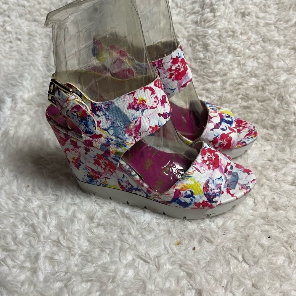 Juicy Couture Multi color floral wedge platform Ankle strap sandals SZ 9 M